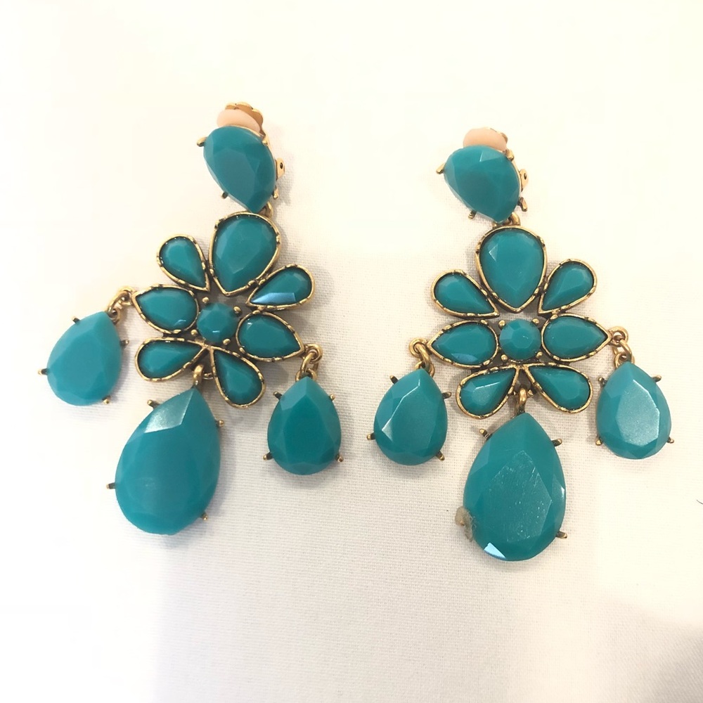 Oscar de la Renta Gold Torquoise Resin Earrings - Picture 4 of 8
